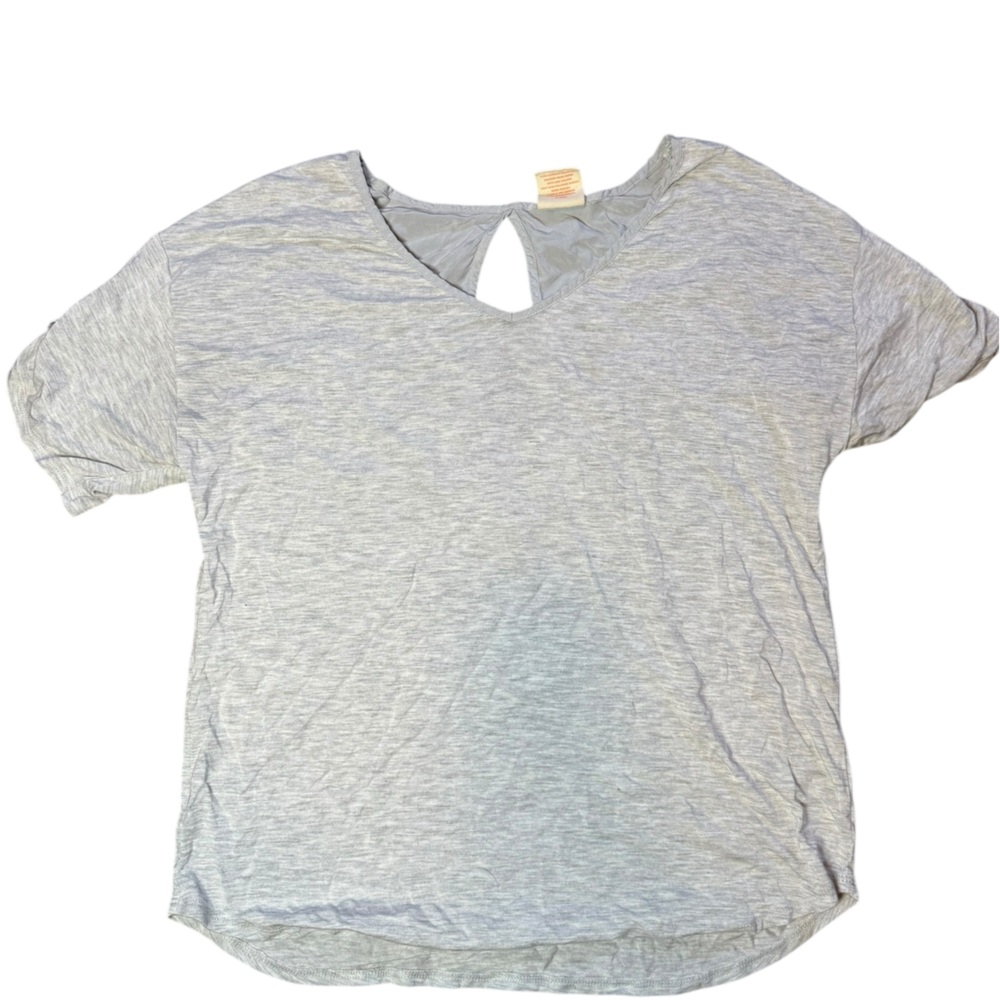 Jasmine & Ginger Gray Cut Out Short Sleeve Tee